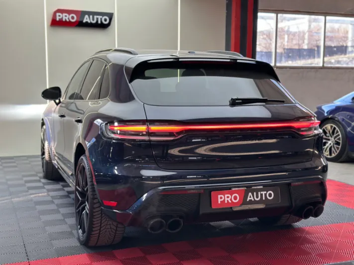 PORSCHE MACAN GTS 2023