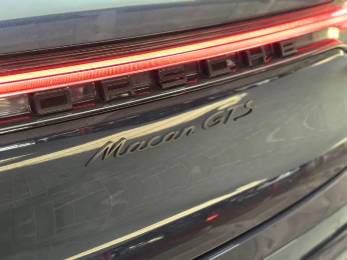 PORSCHE MACAN GTS 2023