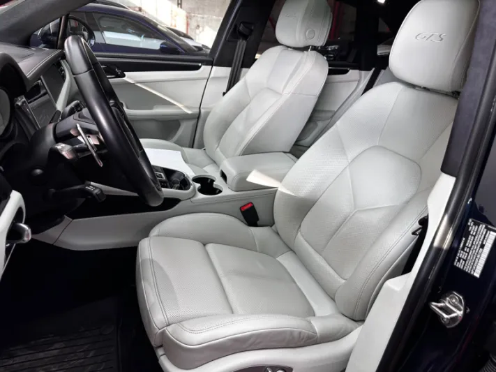 PORSCHE MACAN GTS 2023