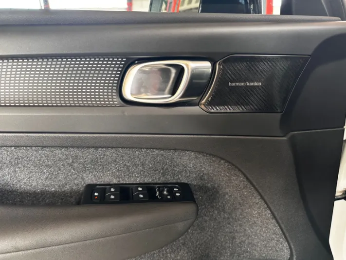 VOLVO XC40 T5 Recharge 2021