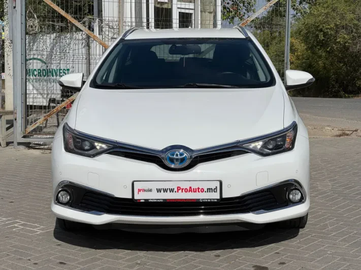 2015 Toyota Auris