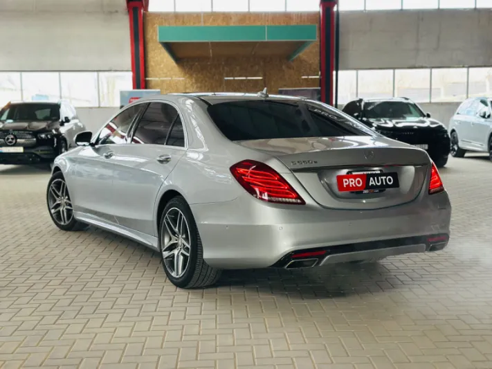 Mercedes-Benz S550e w222