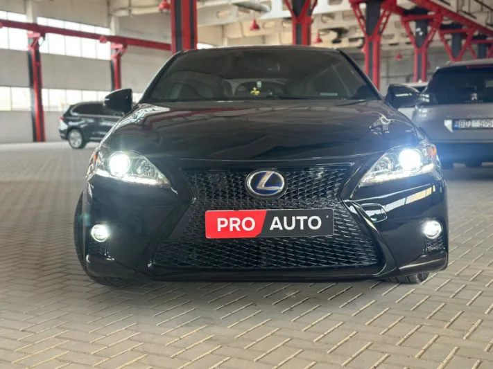 LEXUS CT 200h F Sport 2015