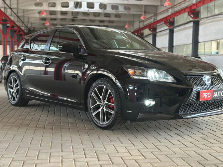 LEXUS CT 200h F Sport 2015