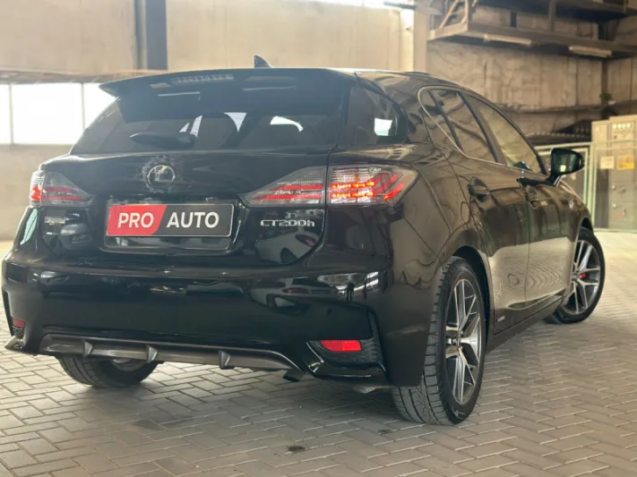 LEXUS CT 200h F Sport 2015