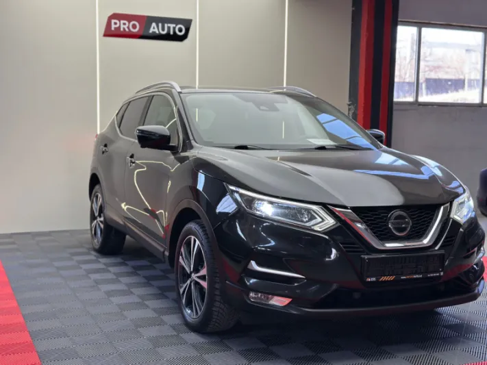 NISSAN QASHQAI 2020