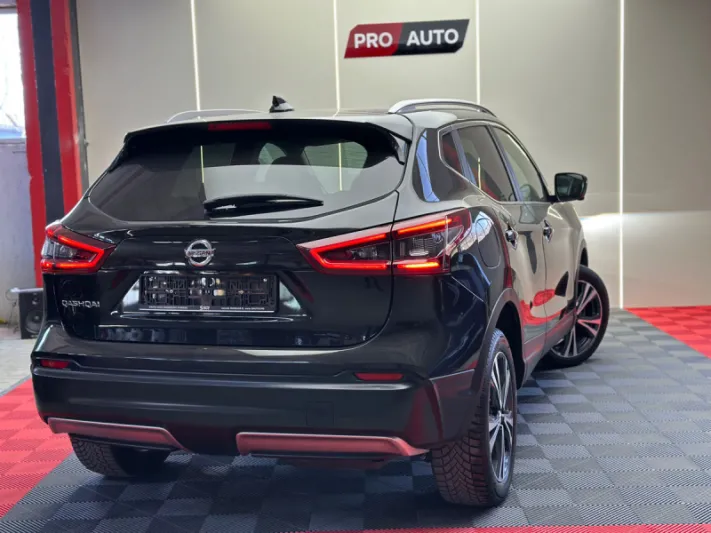 NISSAN QASHQAI 2020