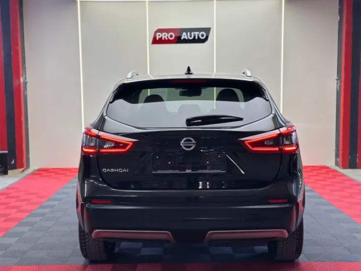 NISSAN QASHQAI 2020