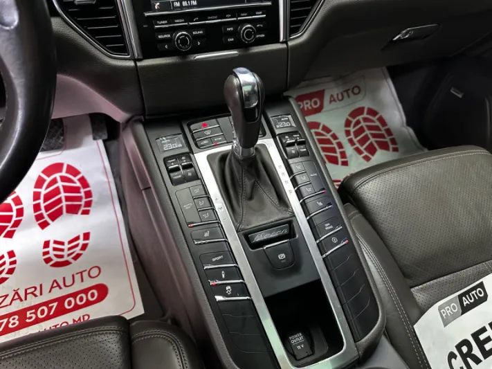 PORSCHE MACAN S 2014