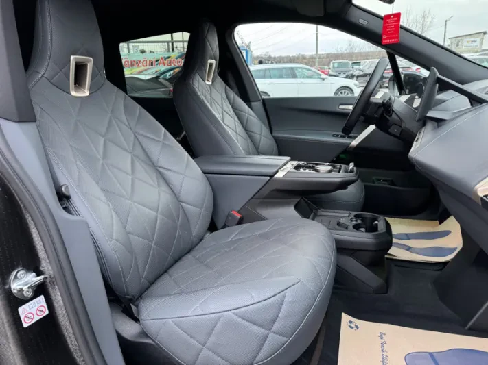 2023 BMW iX