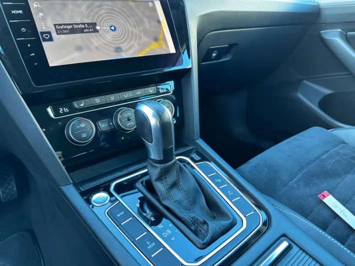 VOLKSWAGEN PASSAT 2020