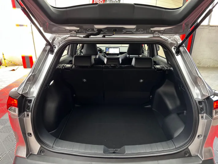 TOYOTA COROLLA CROSS 2026