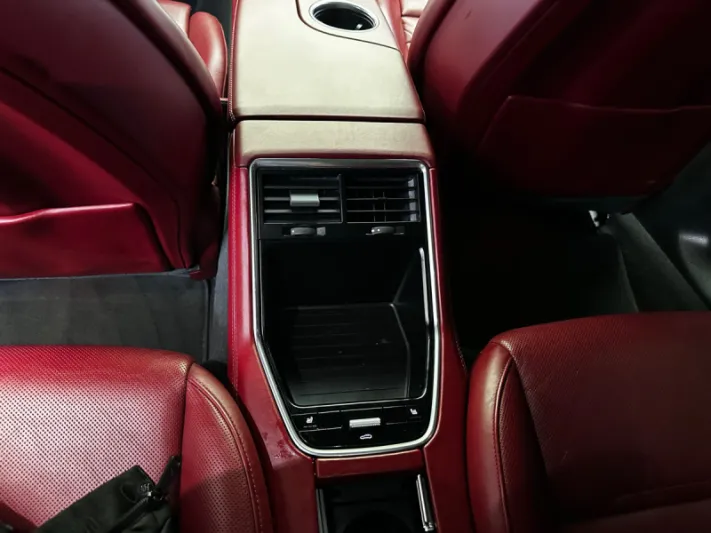 PORSCHE PANAMERA 2017