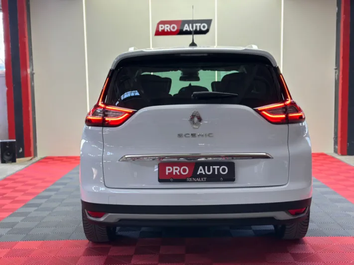 RENAULT GRAND SCENIC BOSE 2017