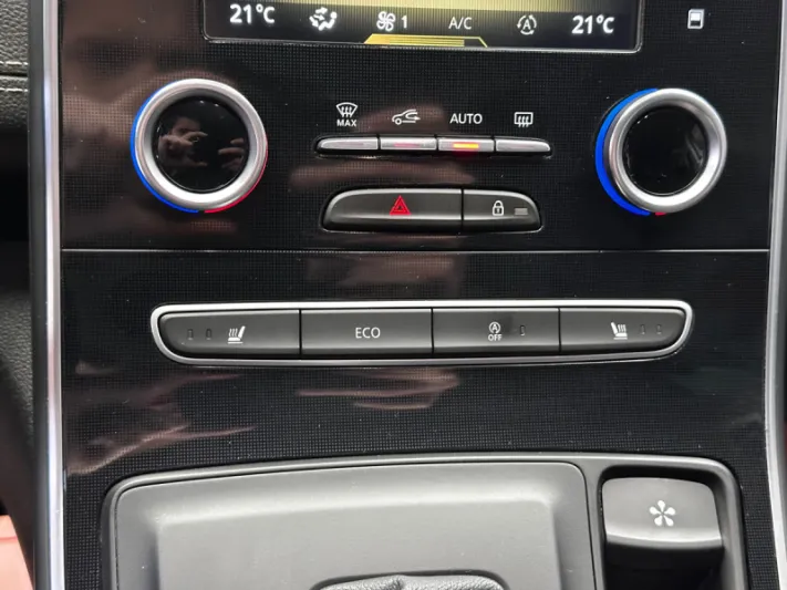 RENAULT GRAND SCENIC BOSE 2017