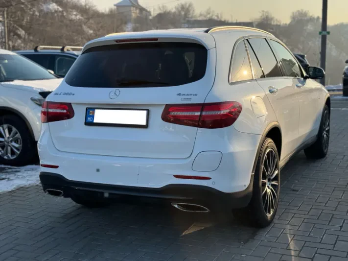 2016 Mercedes-Benz GLC
