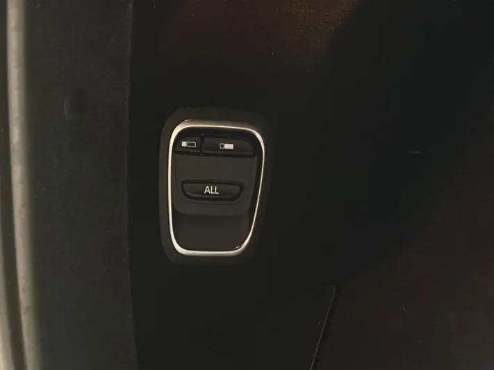 RENAULT GRAND SCENIC BOSE 2017