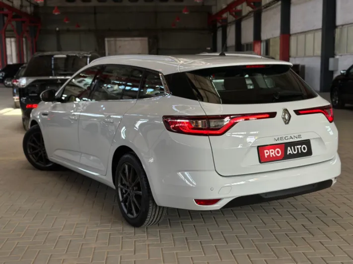 RENAULT MEGANE 2018