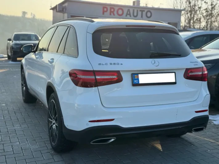 2016 Mercedes-Benz GLC