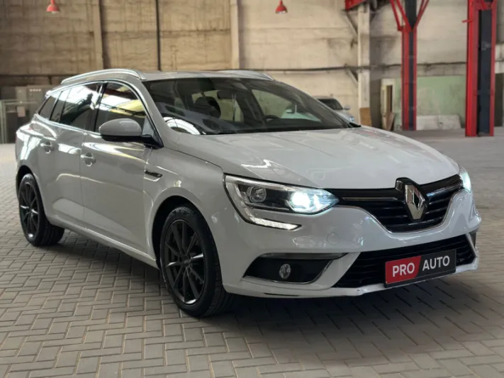RENAULT MEGANE 2018