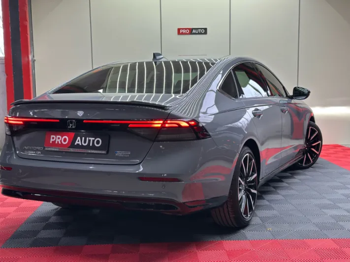 HONDA ACCORD TOURING 2023