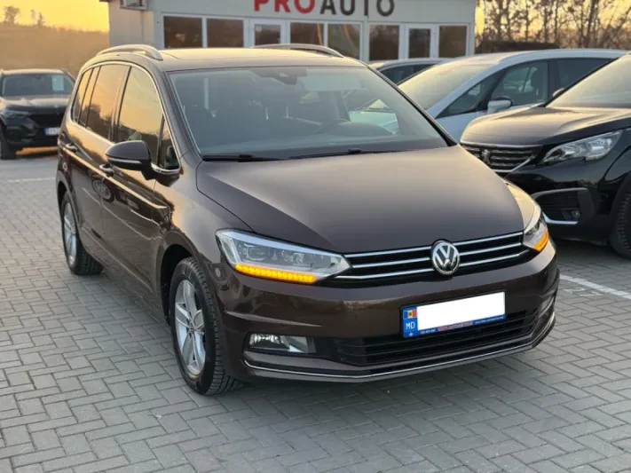 2016 Volkswagen Touran