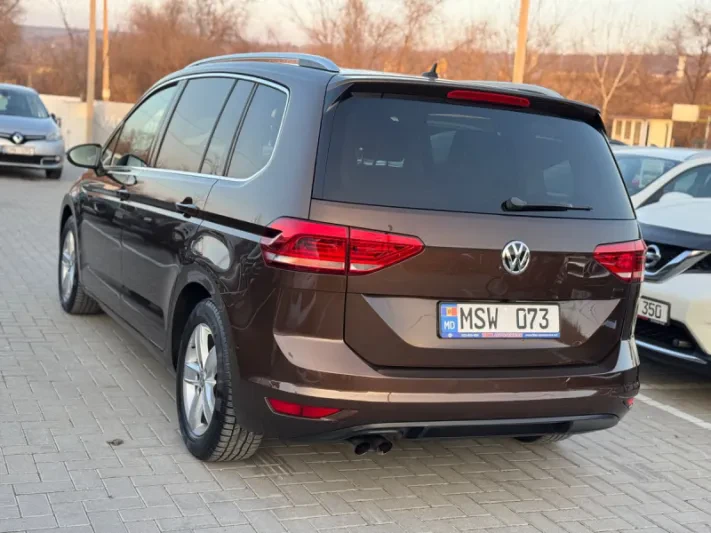 2016 Volkswagen Touran