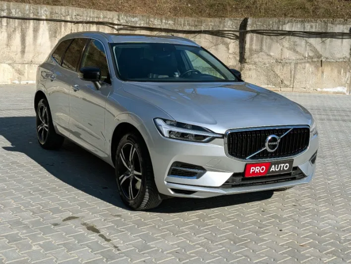 VOLVO XC60 T8 2019