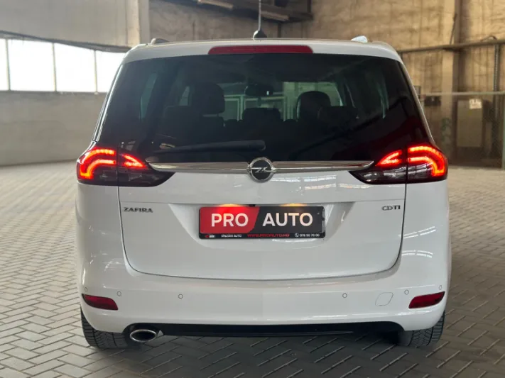 OPEL ZAFIRA 2017