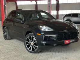 PORSCHE CAYENNE E-HYBRID 2019