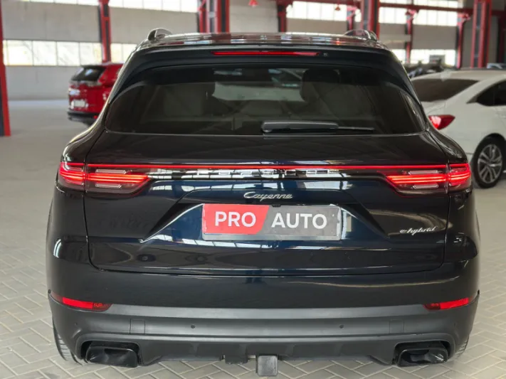 PORSCHE CAYENNE E-HYBRID 2019