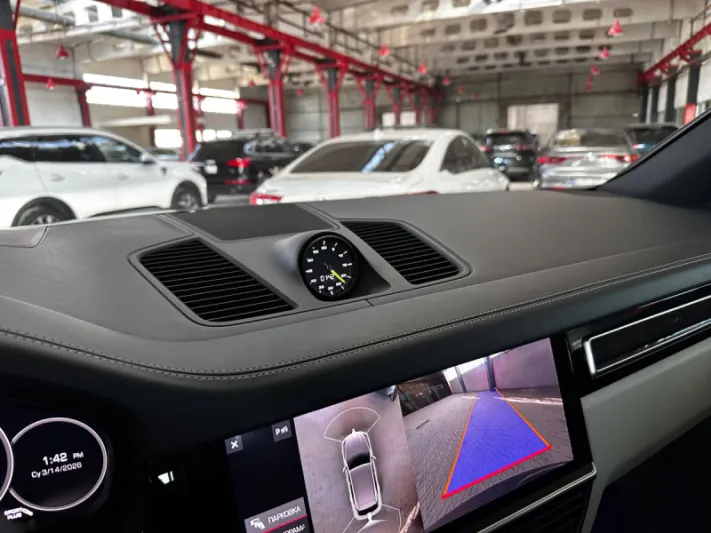 PORSCHE CAYENNE E-HYBRID 2019