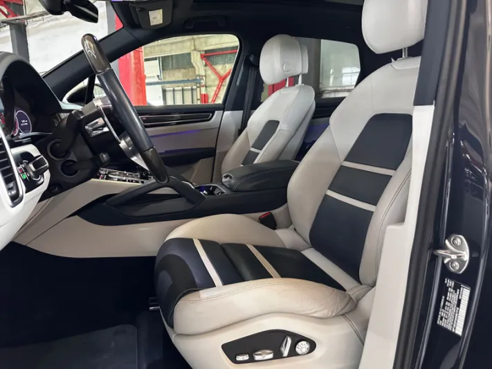 PORSCHE CAYENNE E-HYBRID 2019