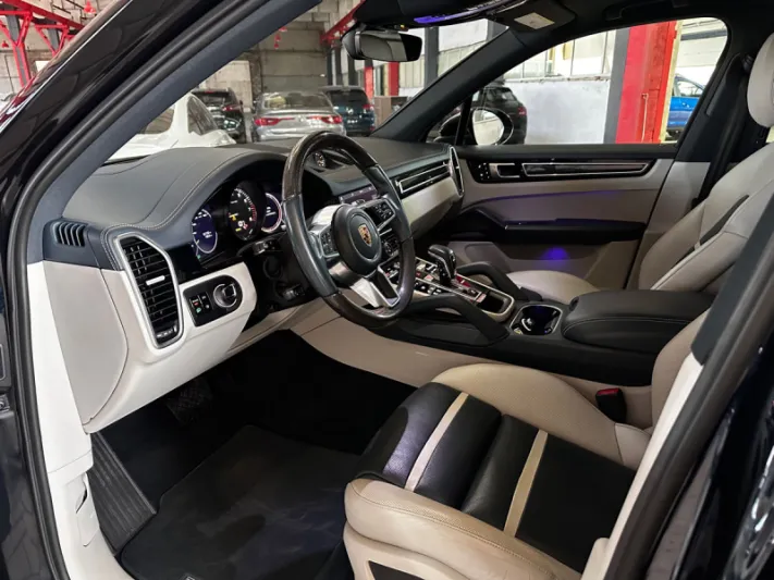 PORSCHE CAYENNE E-HYBRID 2019