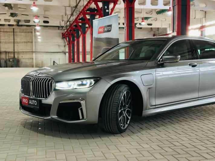 BMW 745Le G12 2020