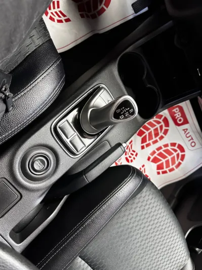 MITSUBISHI OUTLANDER 2014