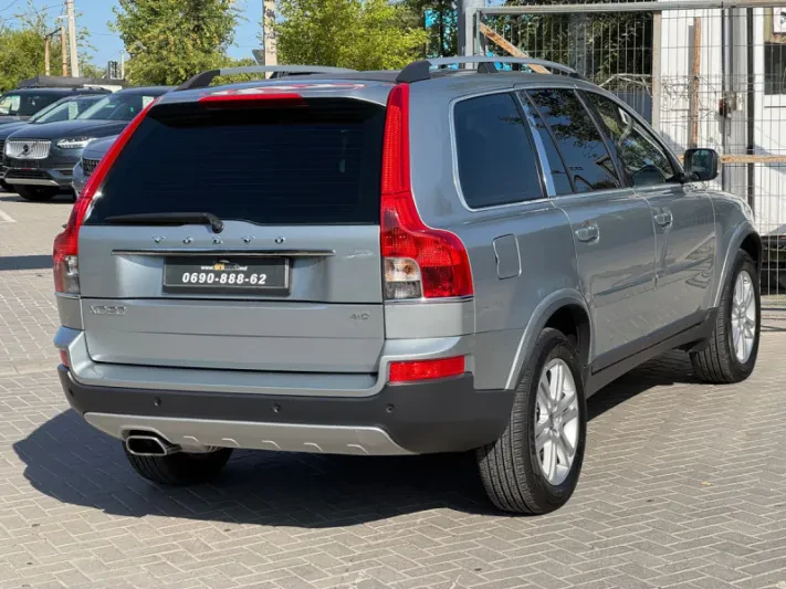 2010 Volvo XC90