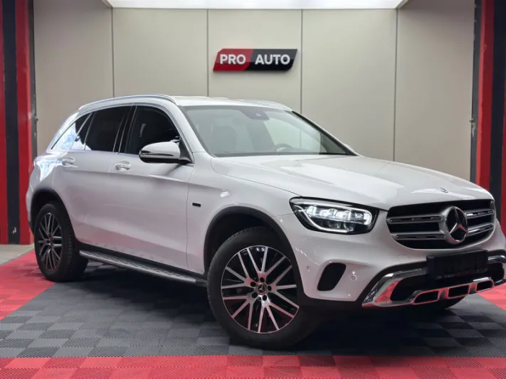 Mercedes-Benz GLC 300e 2020