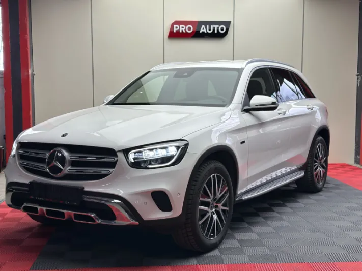 Mercedes-Benz GLC 300e 2020