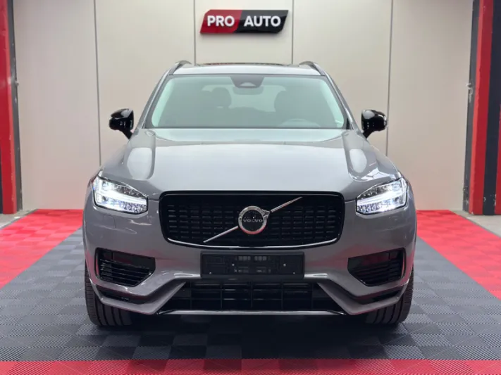 VOLVO XC90 T8 2024