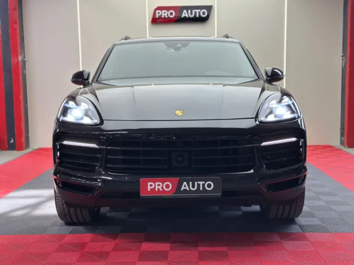 PORSCHE CAYENNE 2018
