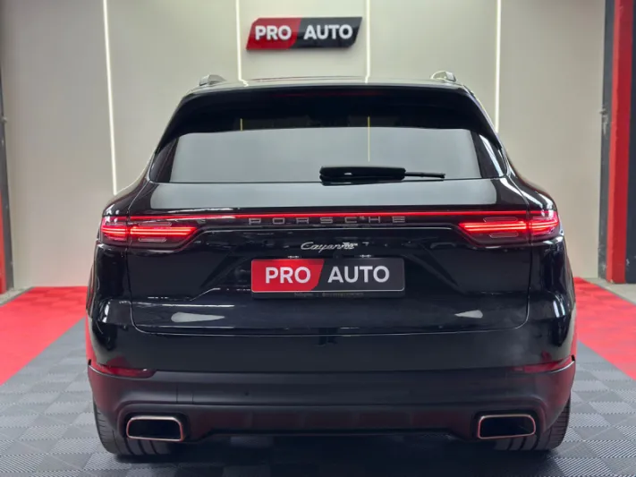 PORSCHE CAYENNE 2018