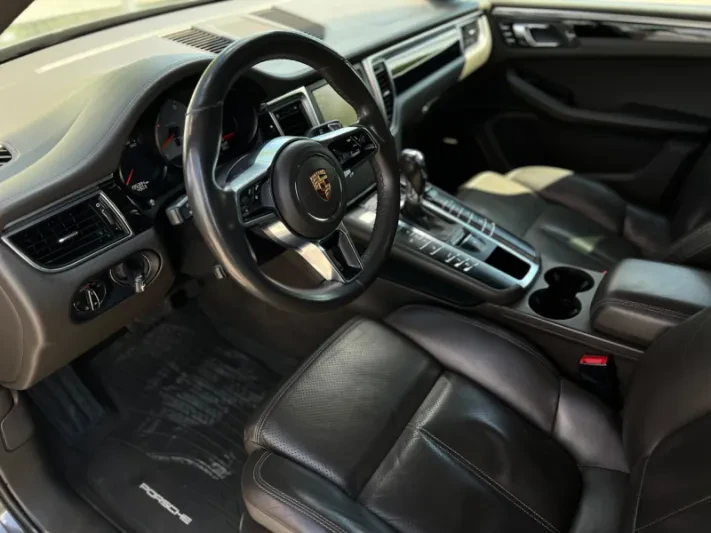 2014 Porsche Macan