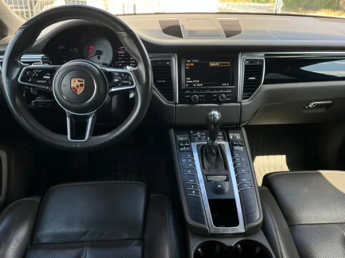 2014 Porsche Macan