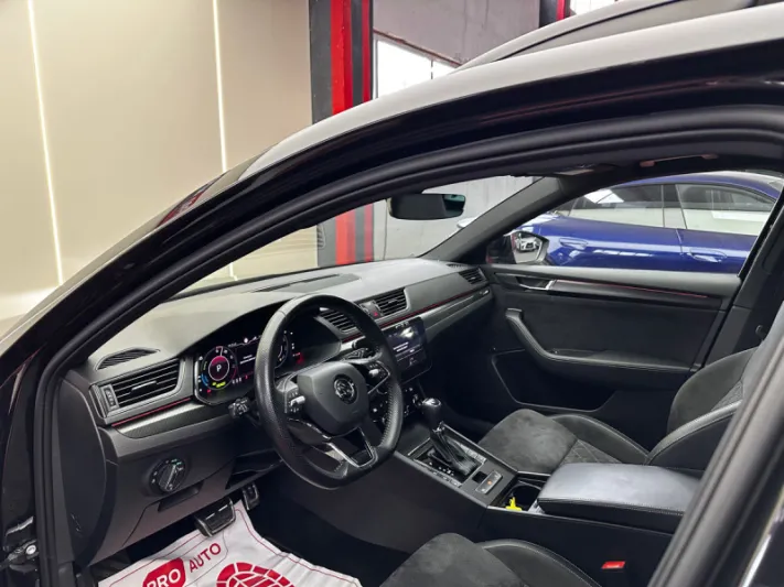 SKODA SUPERB PHEV 2020