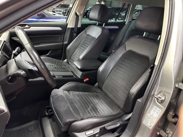 VOLKSWAGEN PASSAT GTE 2016