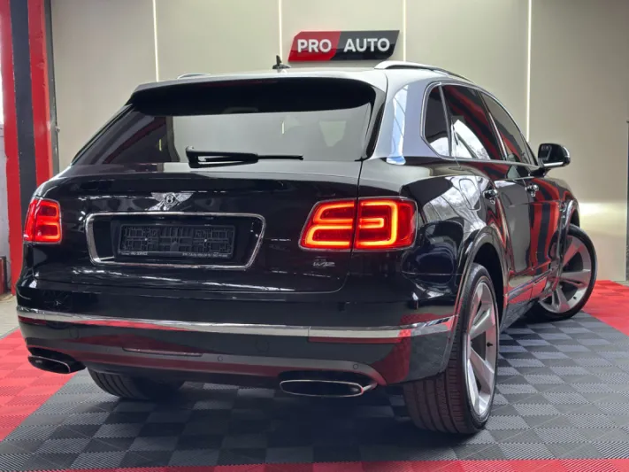 BENTLEY BENTAYGA W12 2016