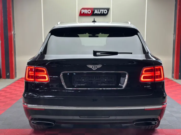 BENTLEY BENTAYGA W12 2016