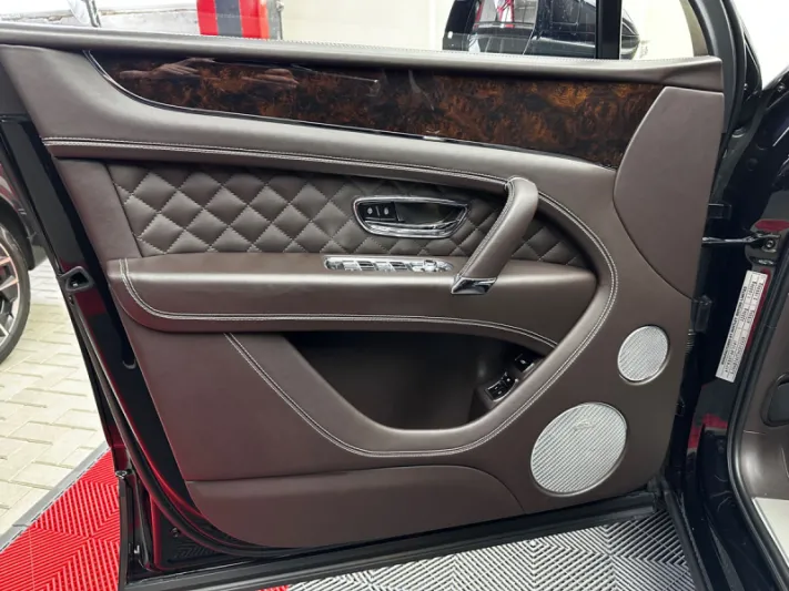 BENTLEY BENTAYGA W12 2016