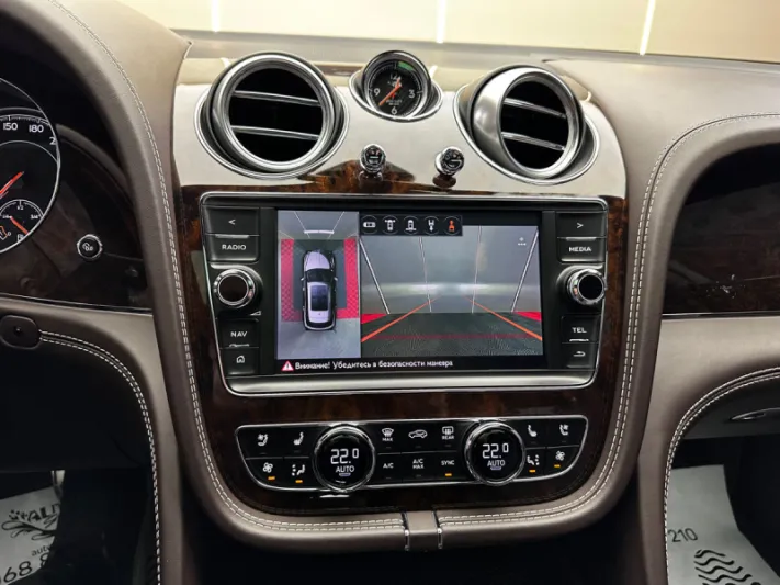 BENTLEY BENTAYGA W12 2016